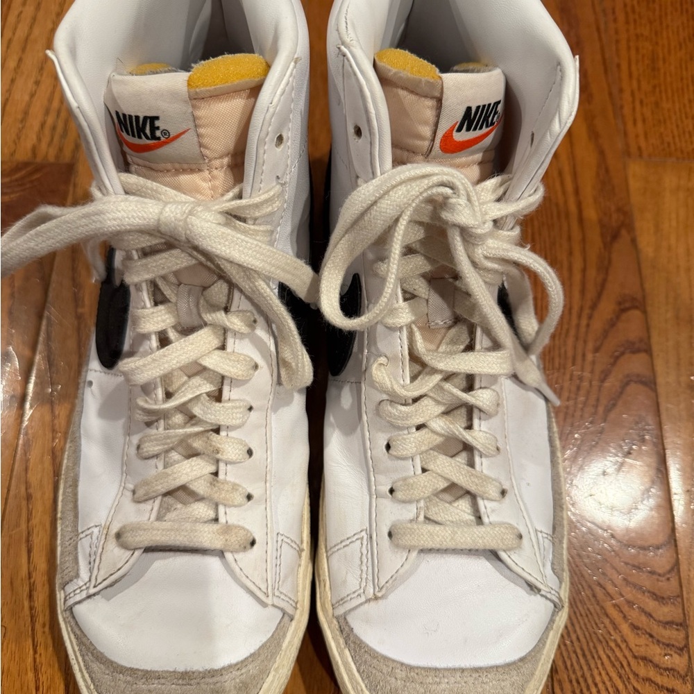 Nike Blazers High-Top Sneakers